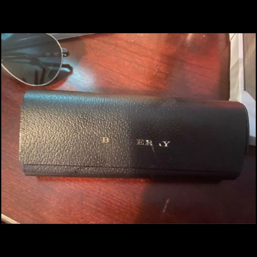 Womans Burberry Sunglasses - Picture 7 of 8